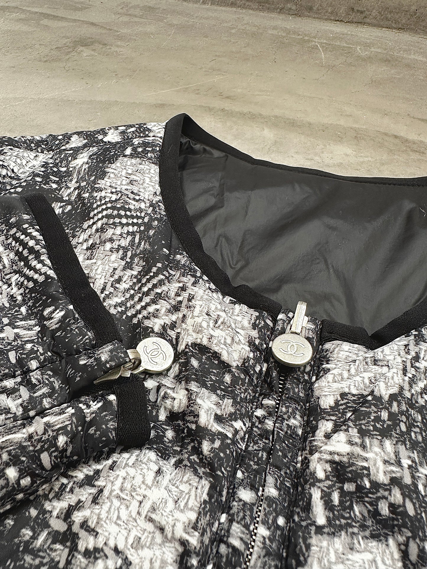 Chanel grey black checkered down cotton jacket size:38
