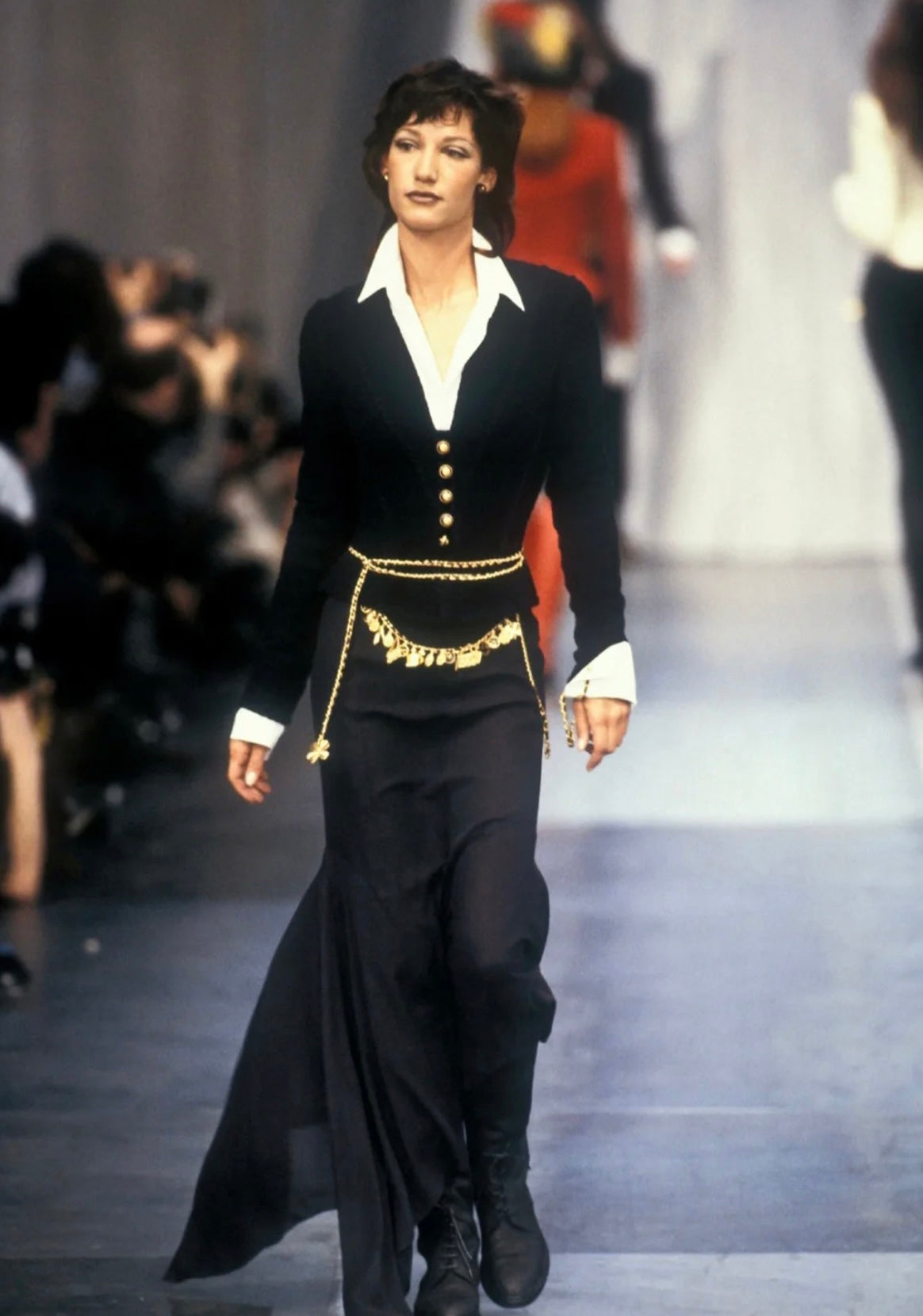 Chanel multi-element waist chain in black gold belt