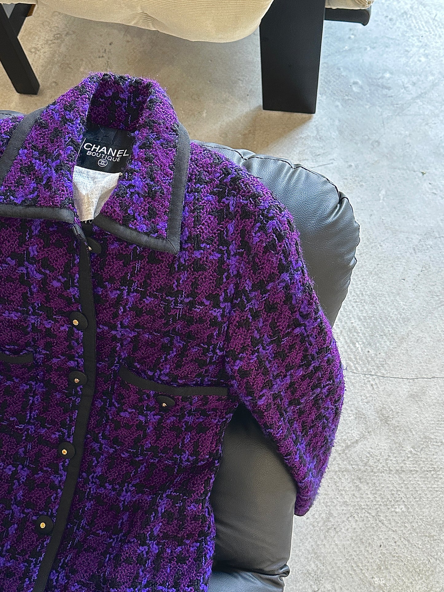 Chanel 80s purple tweed jacket size:36