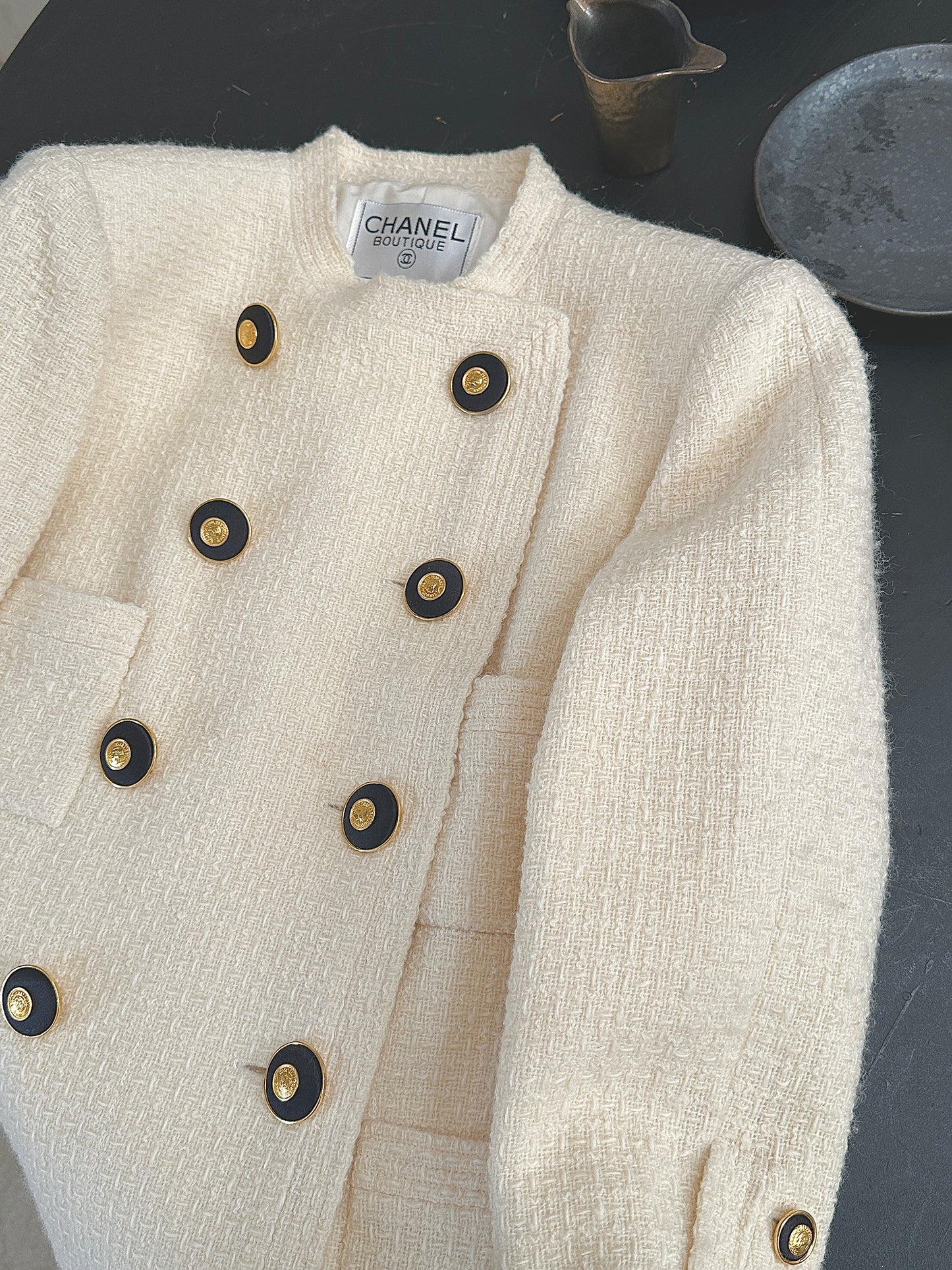 Chanel 80s fashion show off off off off white jacket Size: 36
