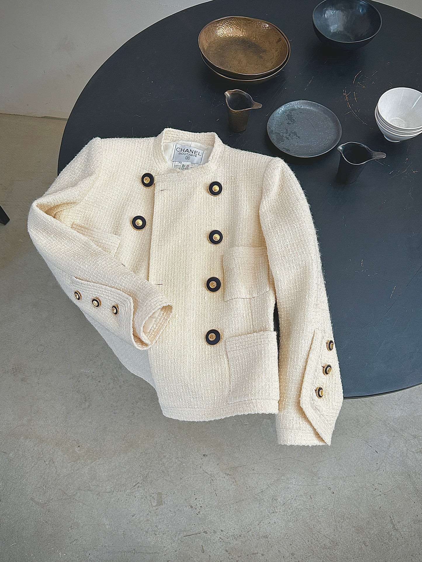 Chanel 80s fashion show off off off off white jacket Size: 36