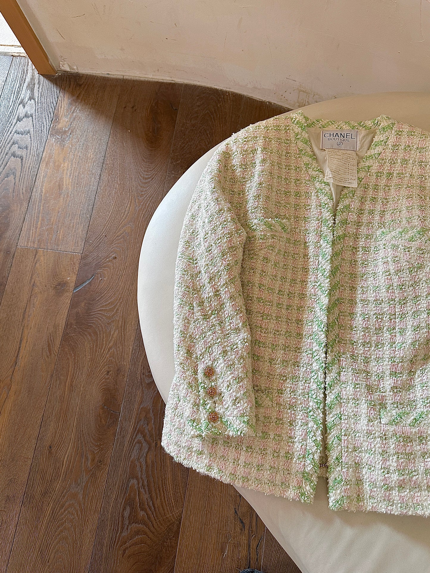 Chanel vintage light green pink woolen coat Size: 38
