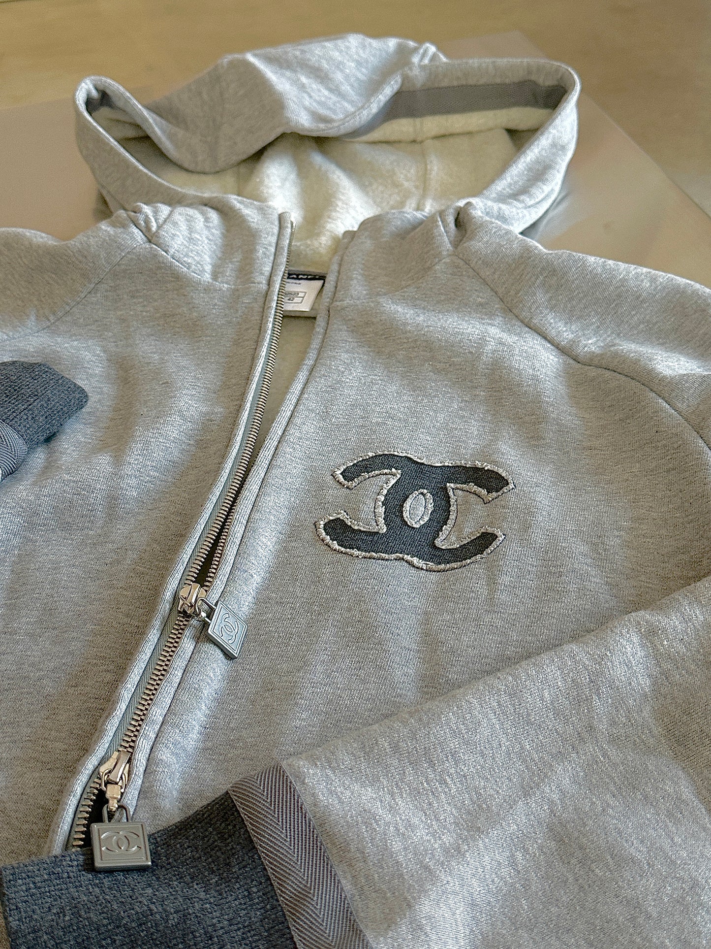 Chanel Grey Sports Series Set Size: 42