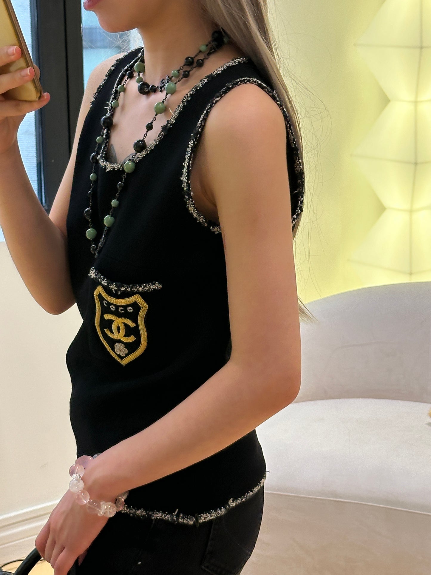 Chanel embroidered woolen vest size:38
