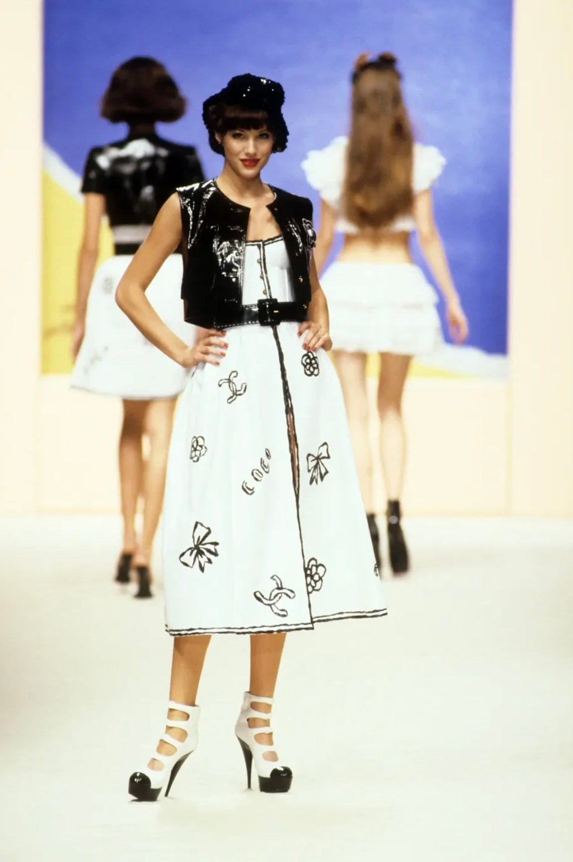Chanel 1995 White strapless Dress Dress Size:36