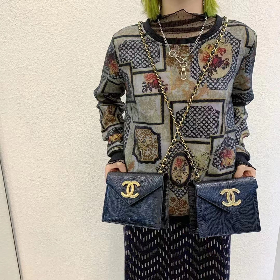 Chanel vintage black and gold lizard skin envelope bag