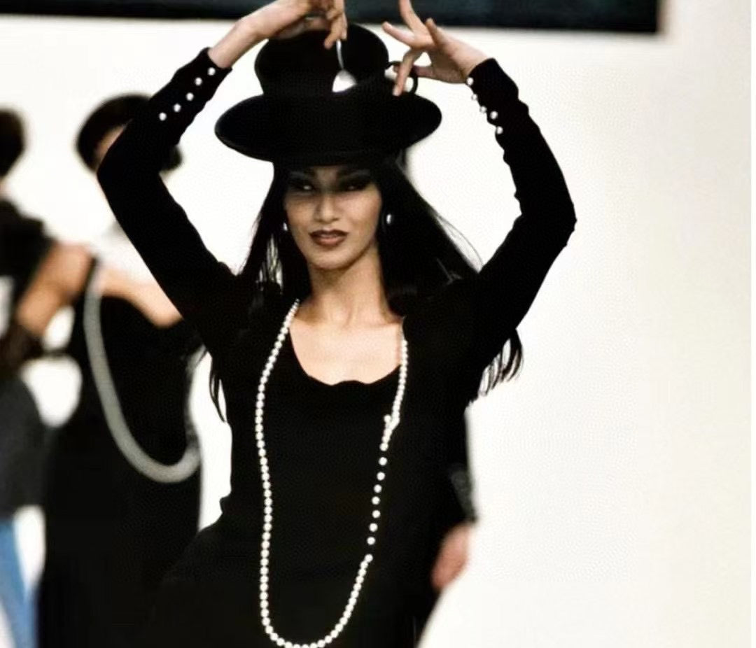 Chanel Black Pearl Dress Dress Size:40