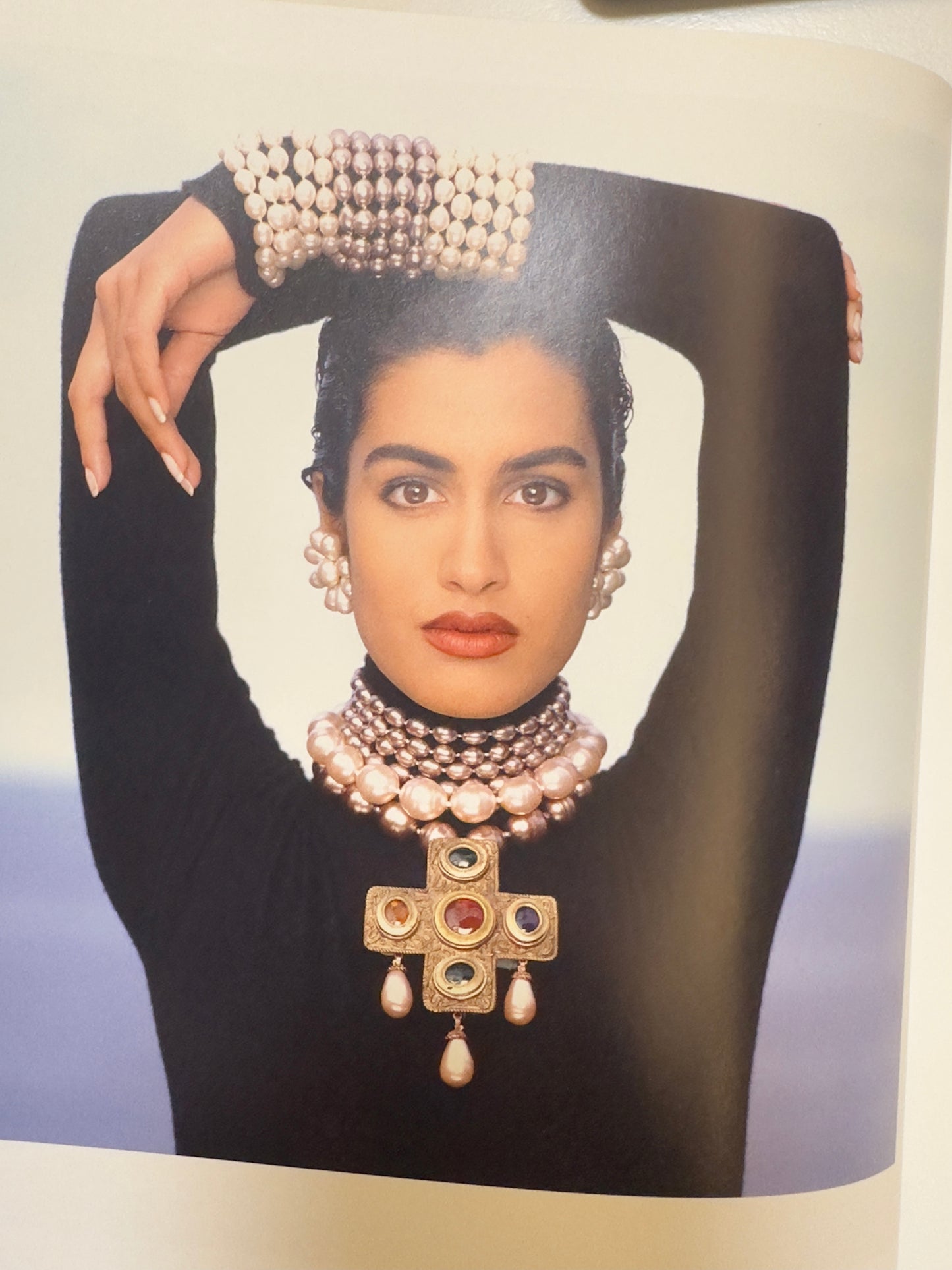 Chanel classic three-layer pearl necklace