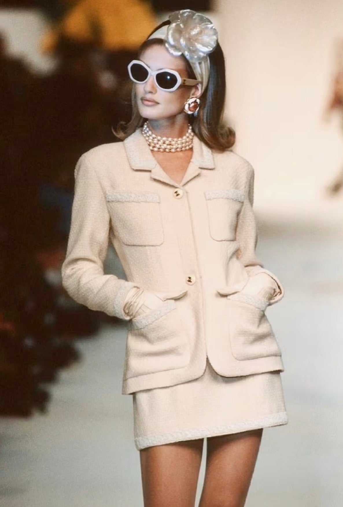 Chanel 1990s pink tweed suit Size:42