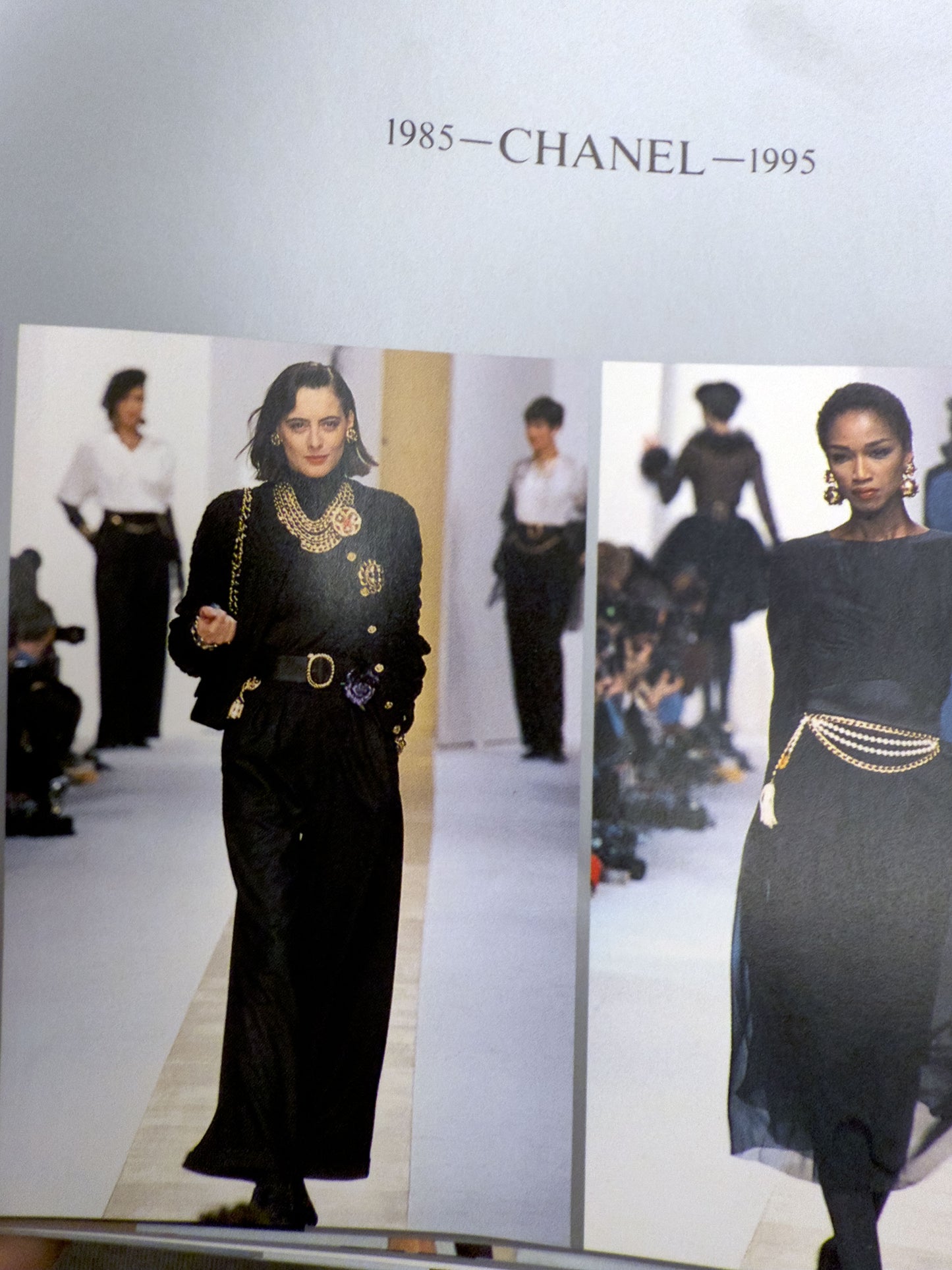 Chanel show style red glass pearl earrings