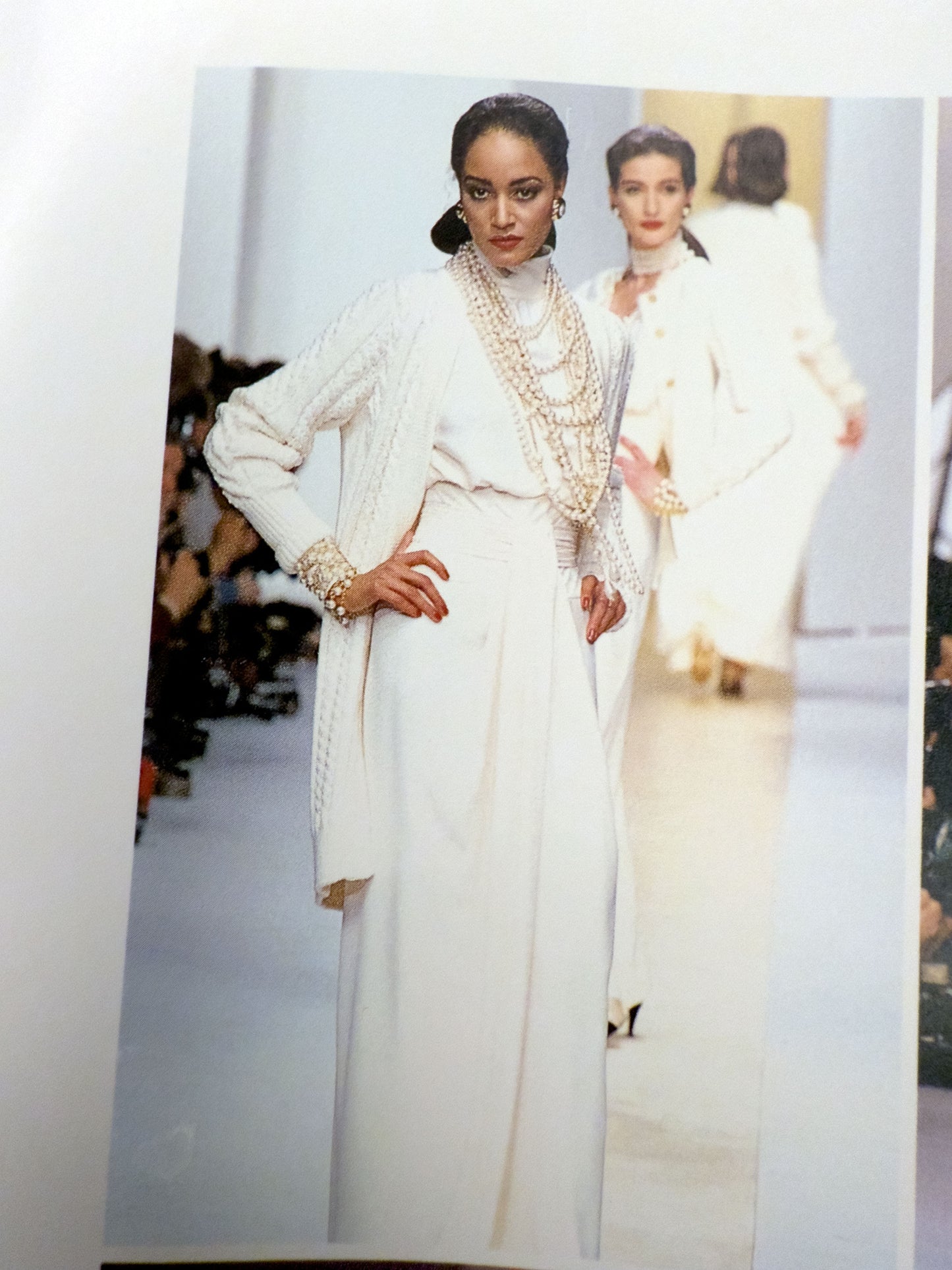 Chanel Rare Show Pearl Long Hair Coat Size:38
