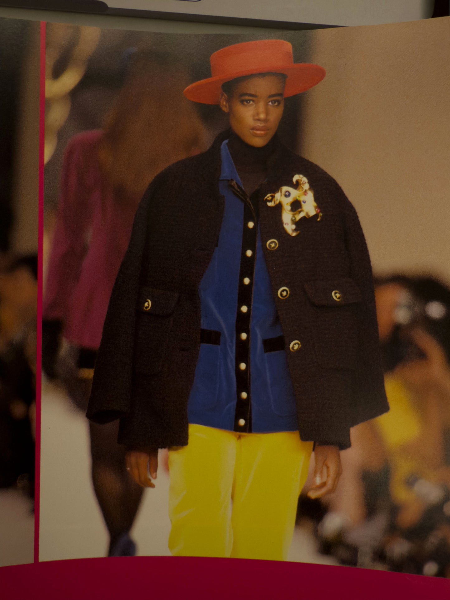 Chanel 1990 Black Large Contour Coat Size:36