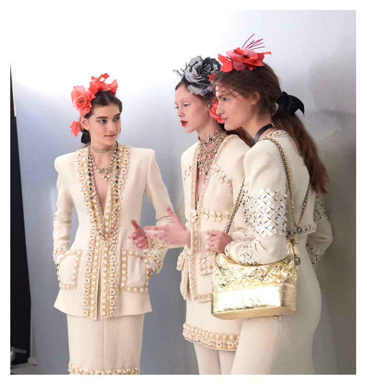 Chanel 2014 off white jacket Size:48