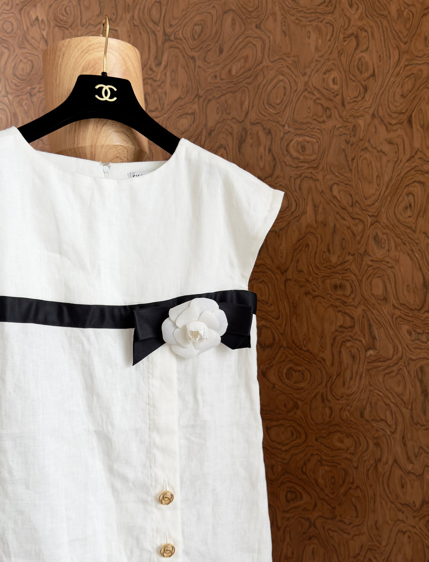Chanel White camellia short sleeved shirt Size:38
