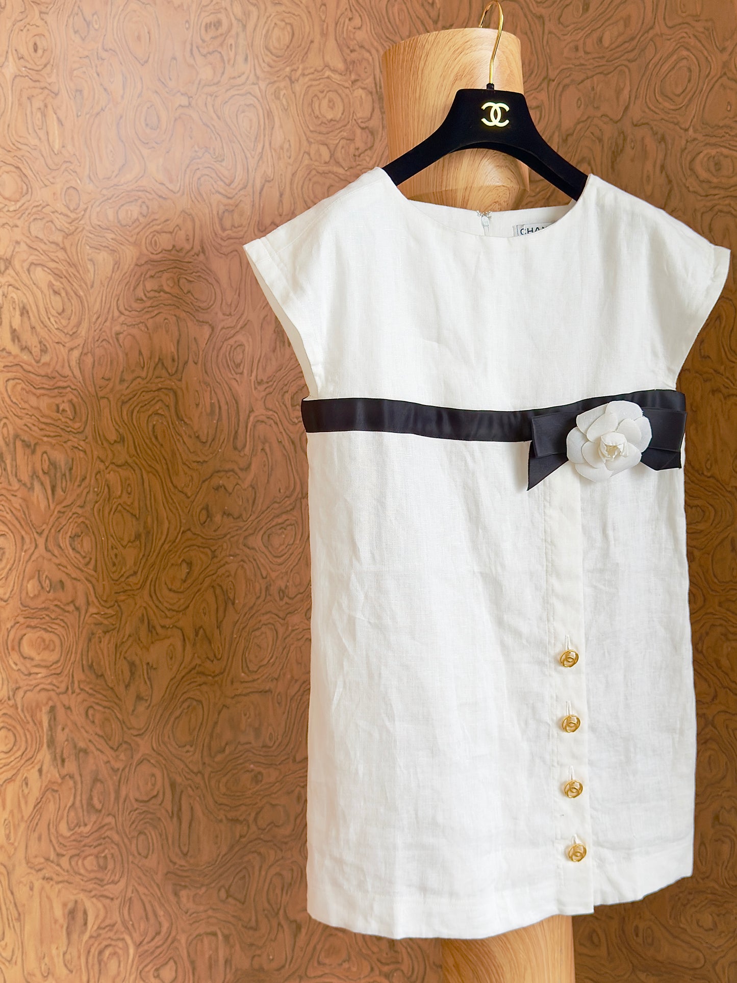 Chanel White camellia short sleeved shirt Size:38