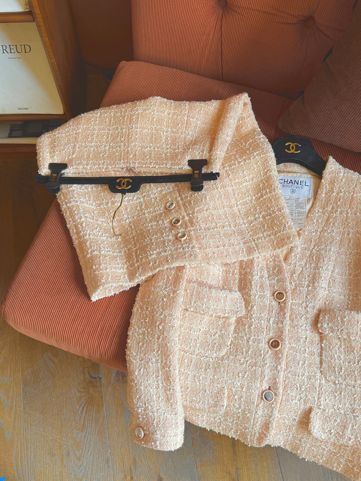 Chanel 1990s pink tweed suit Size:36