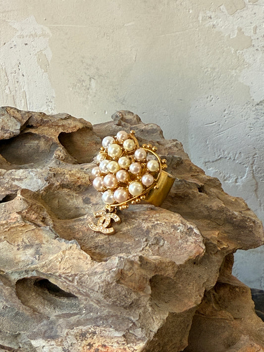 Chanel pearl heart ring