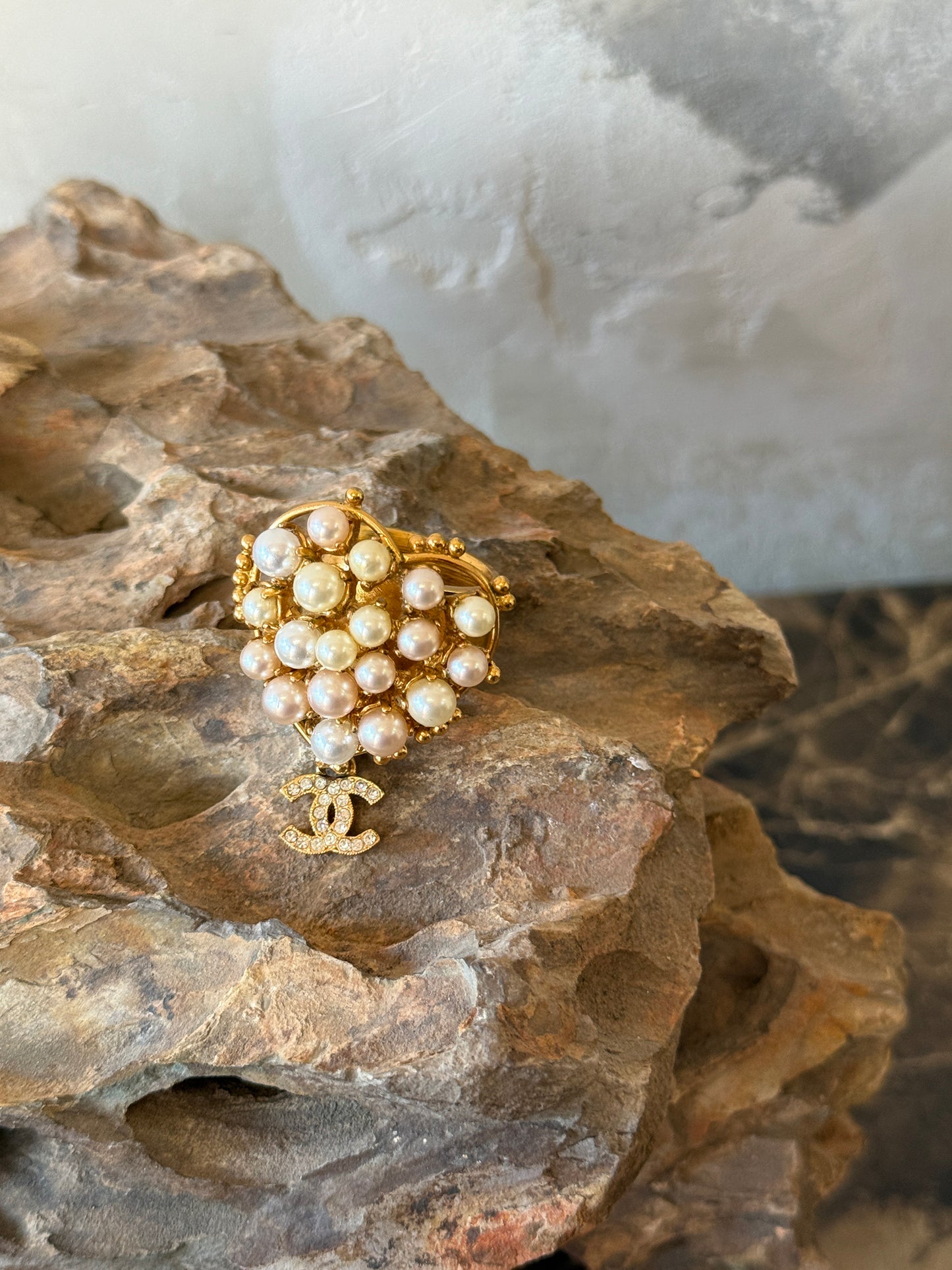 Chanel pearl heart ring
