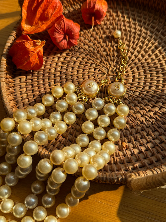 Chanel classic three-layer pearl necklace