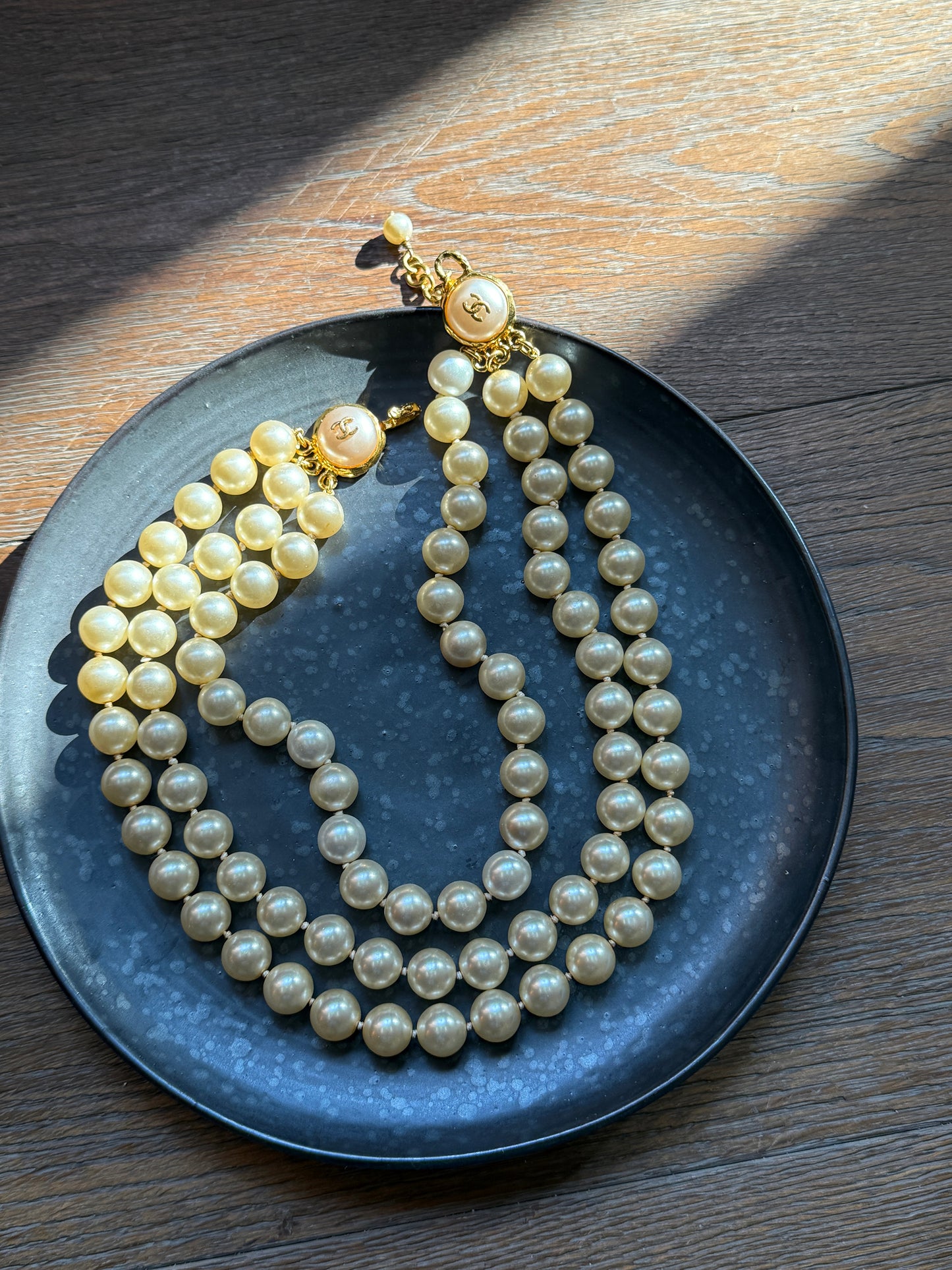 Chanel classic three-layer pearl necklace