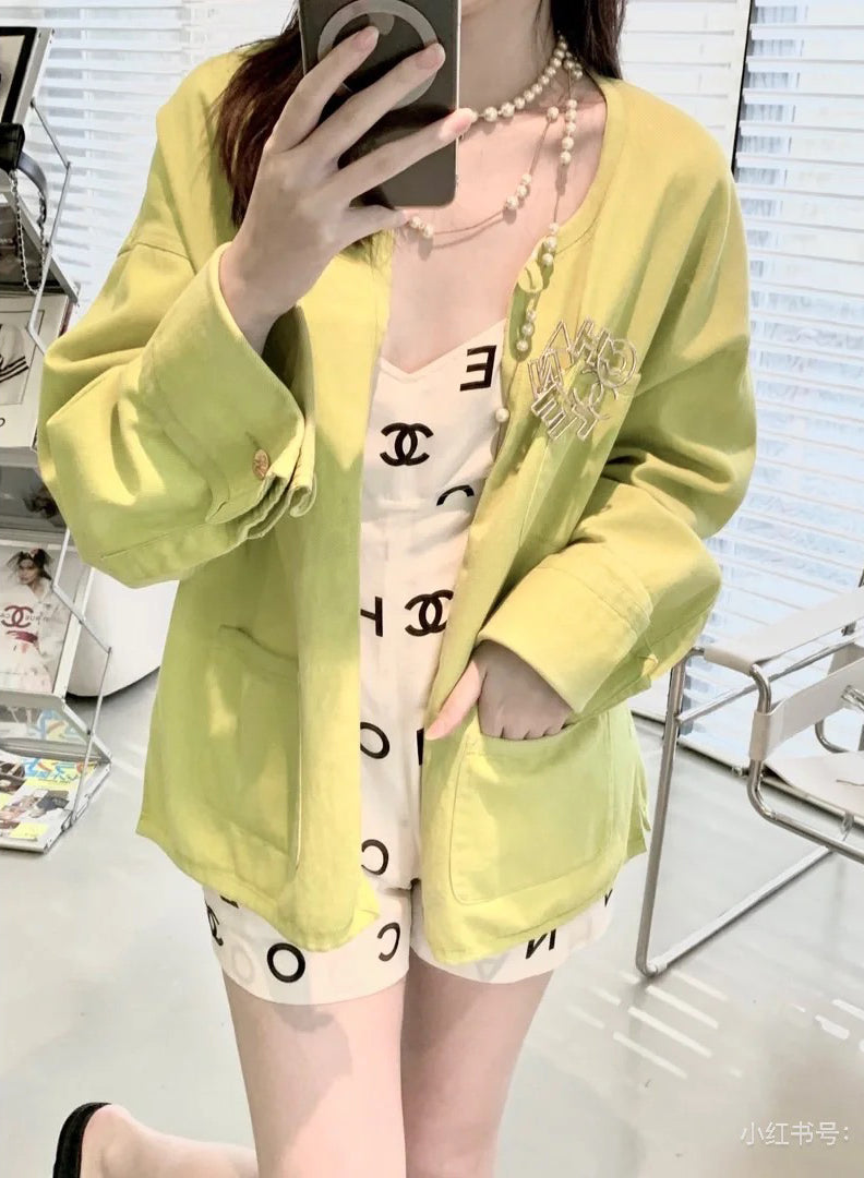Chanel 90s silk dress with simple black and white color scheme Size:36