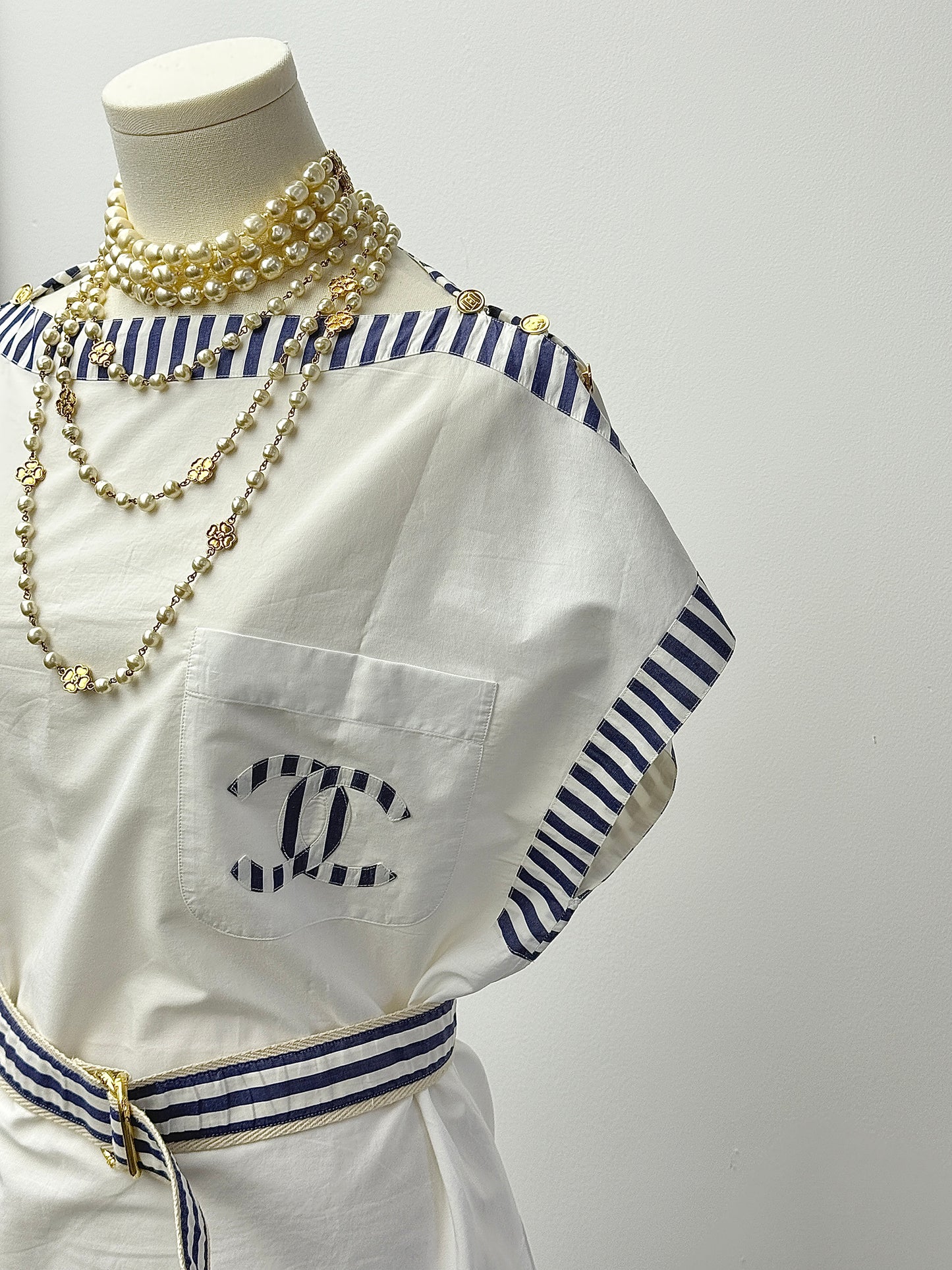 Chanel white navy style short sleeved shirt Size:38