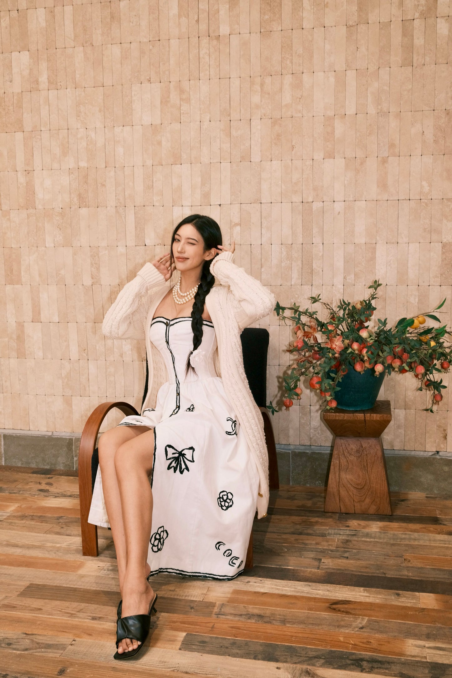 Chanel Rare Show Pearl Long Hair Coat Size:38