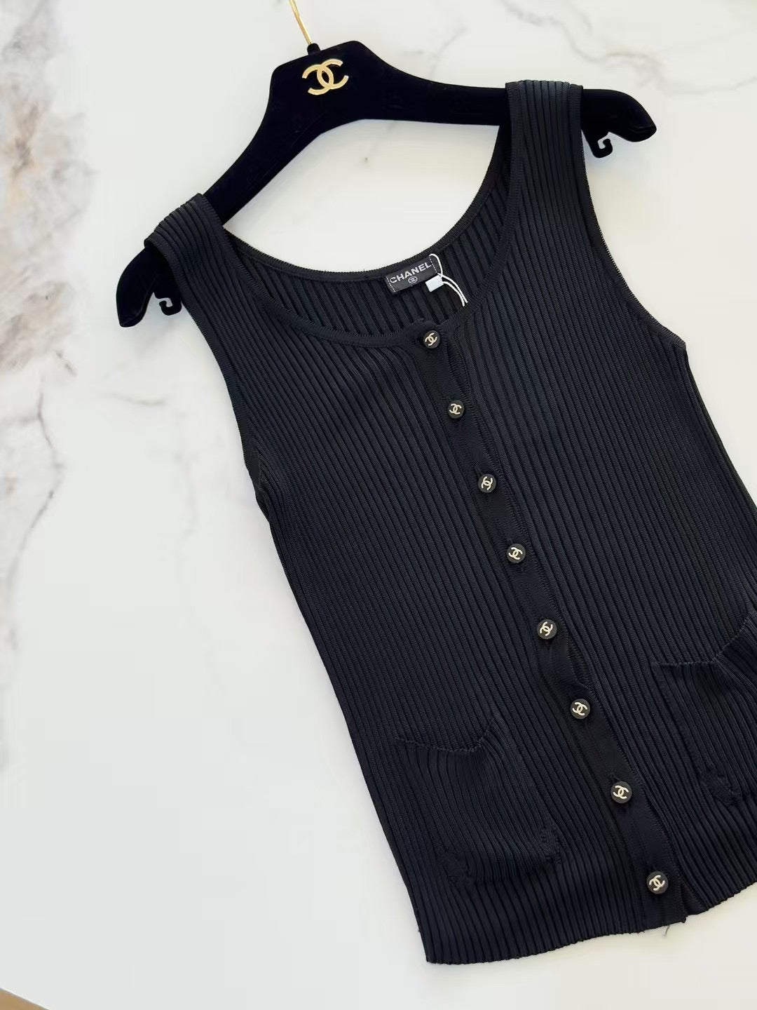 Chanel black knitted vest Size:38