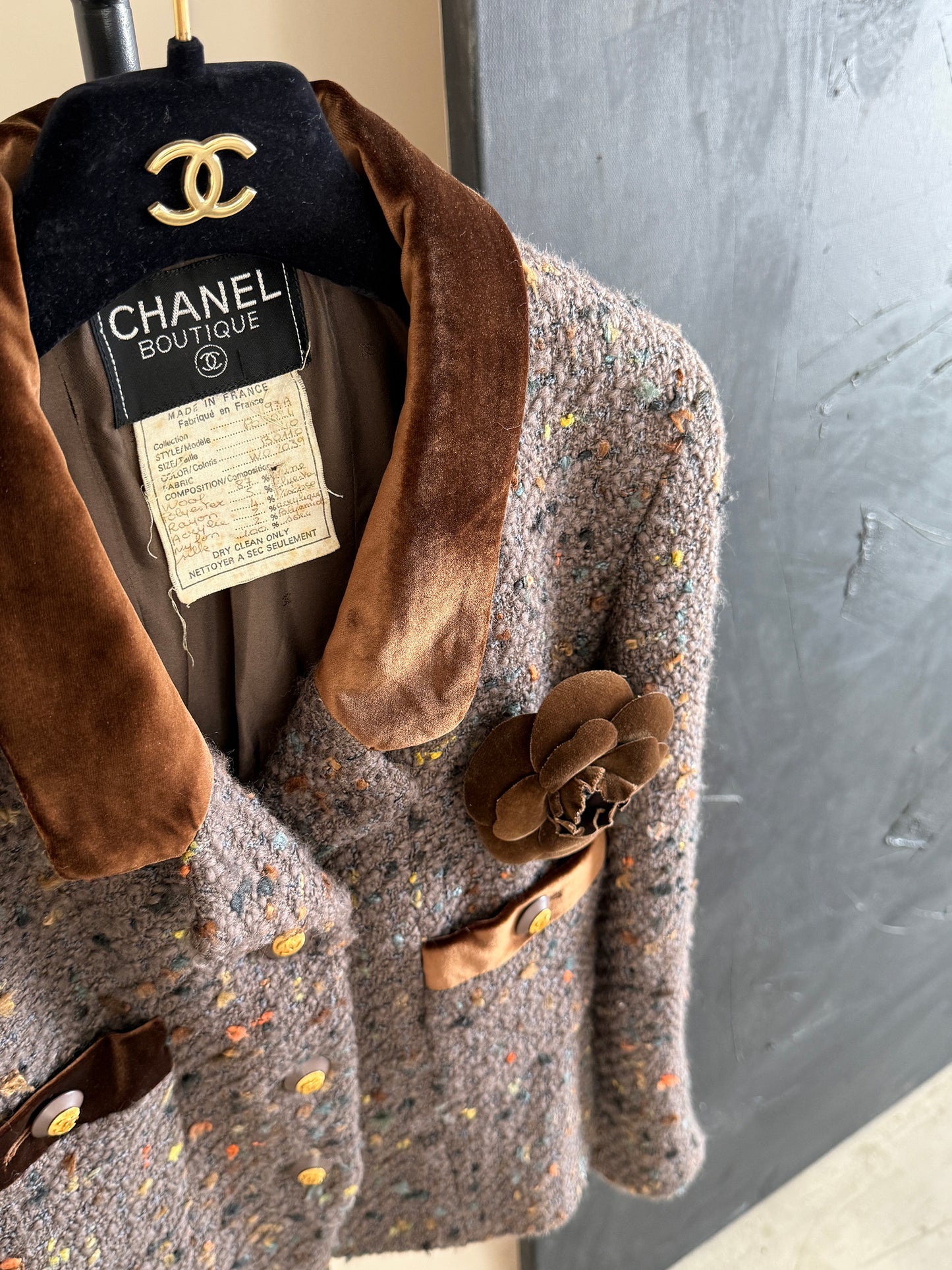 Chanel brown velvet jacket Size:38