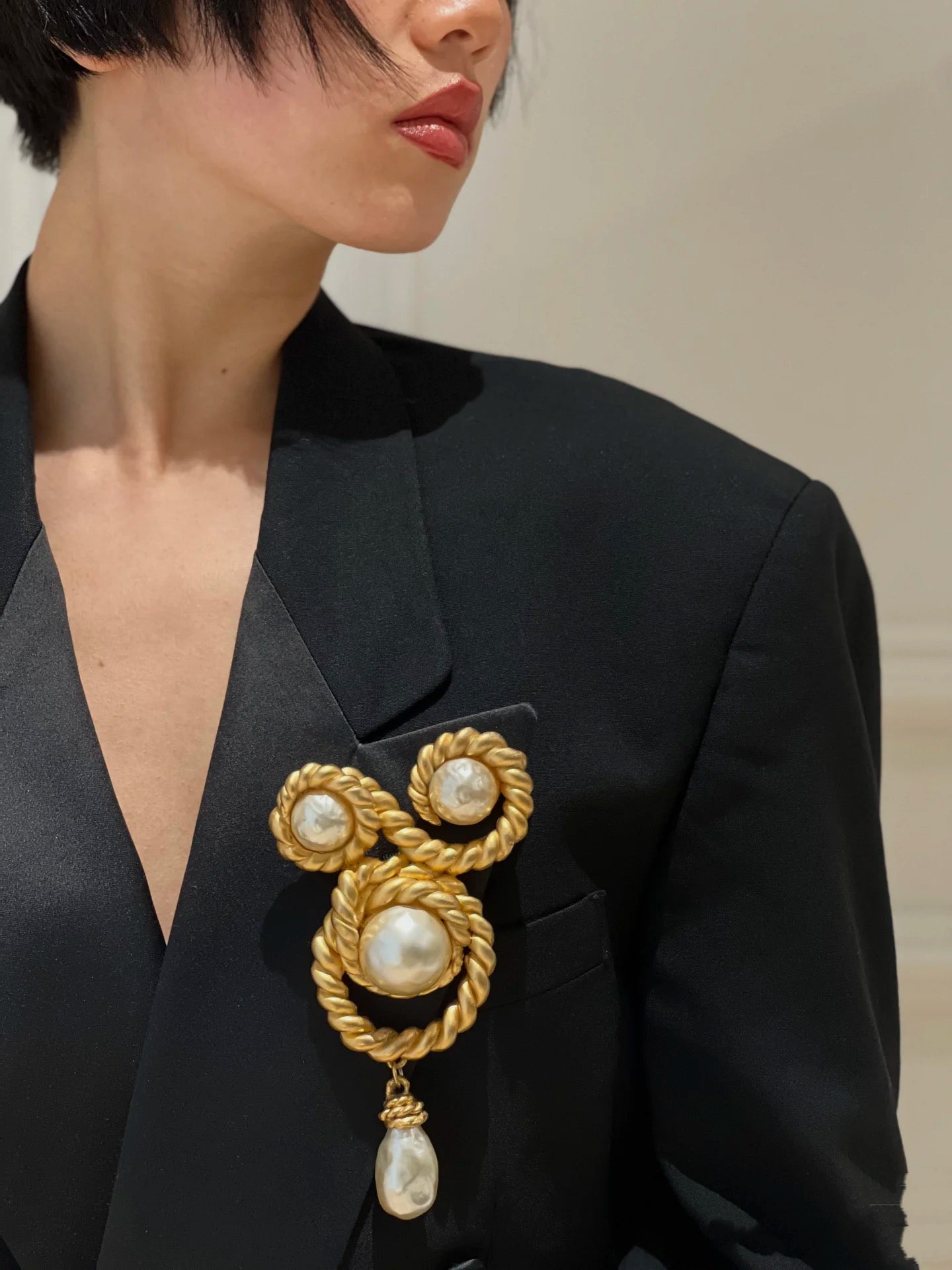 Chanel 90th Anniversary Show Pearl Oversized Brooch
