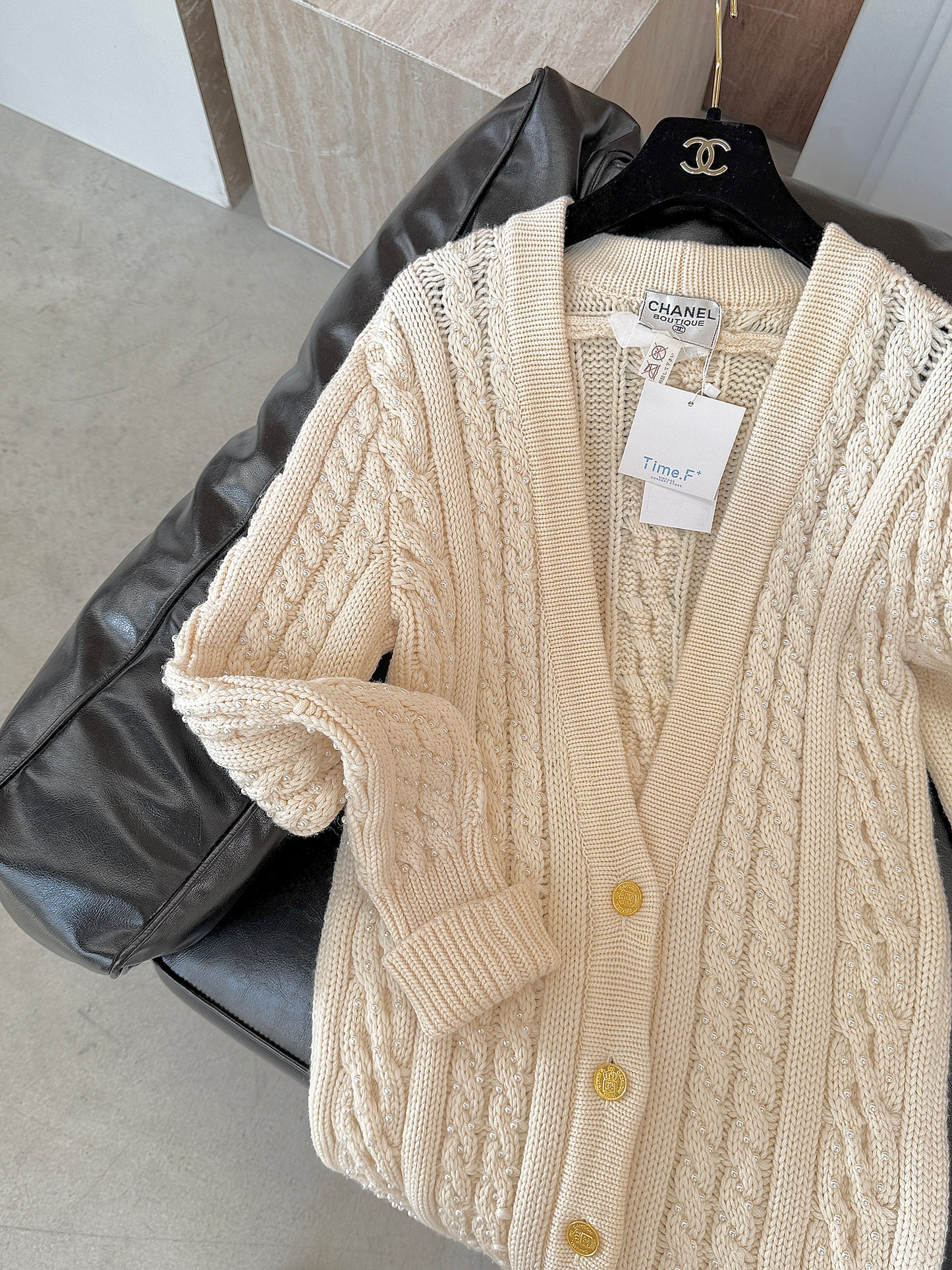 Chanel Rare Show Pearl Long Hair Coat Size:38