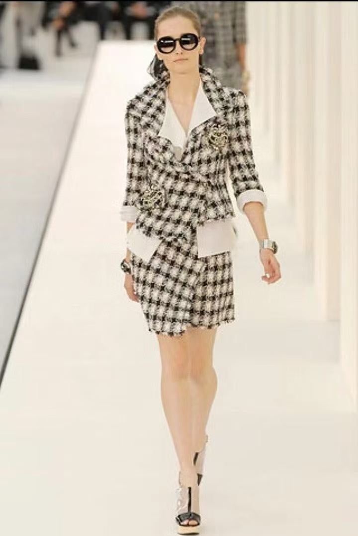 Chanel Thousand Bird Grid Set Size:36
