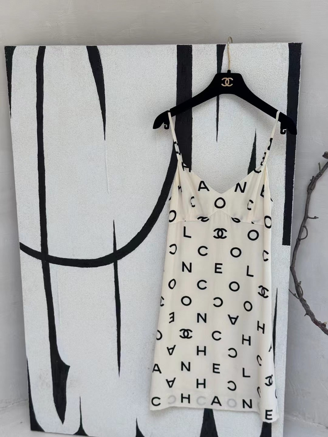 Chanel 90s silk dress with simple black and white color scheme Size:36
