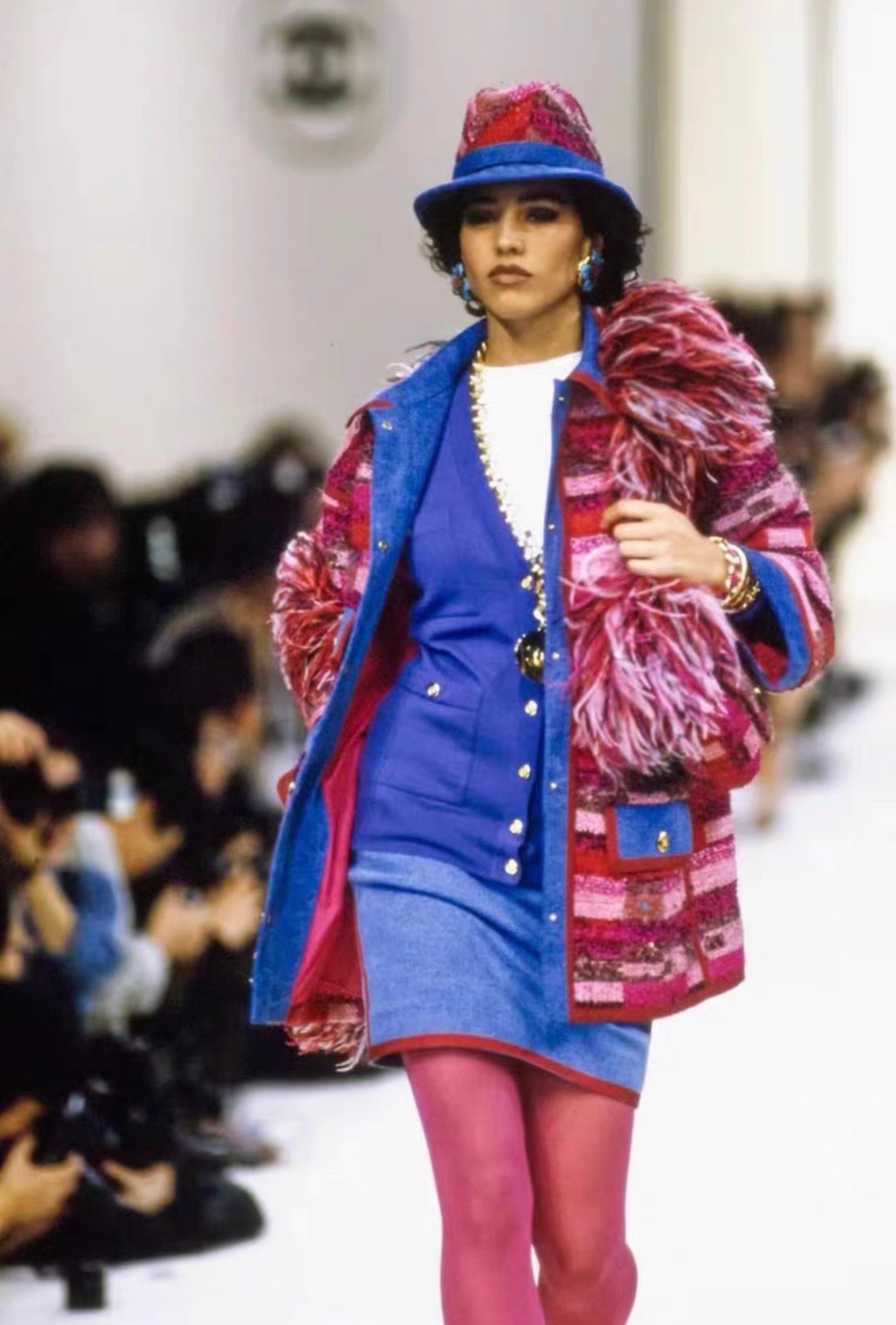 Chanel 1994 red denim jacket Size:44
