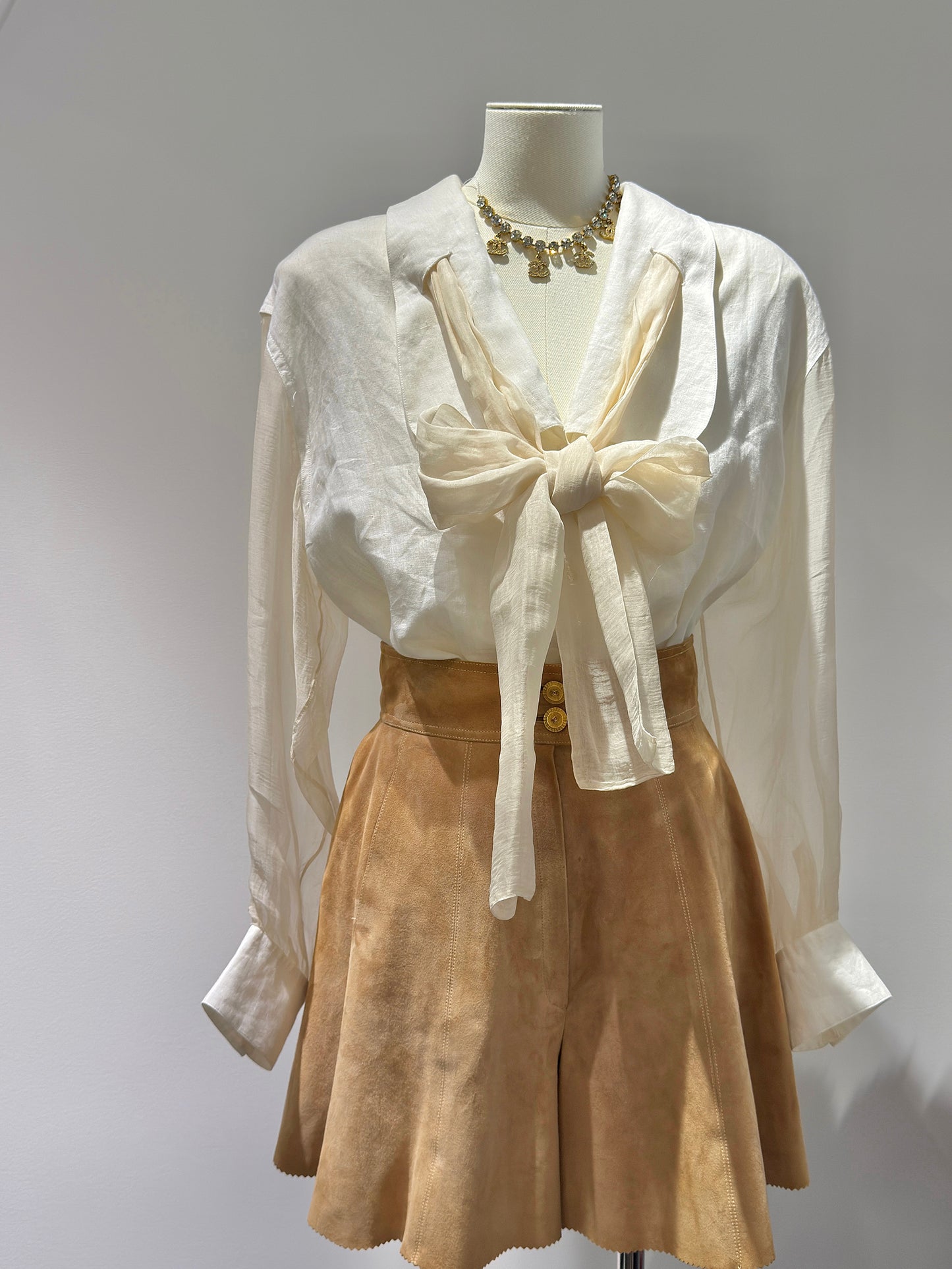 Chanel nude suede skirt Size:36