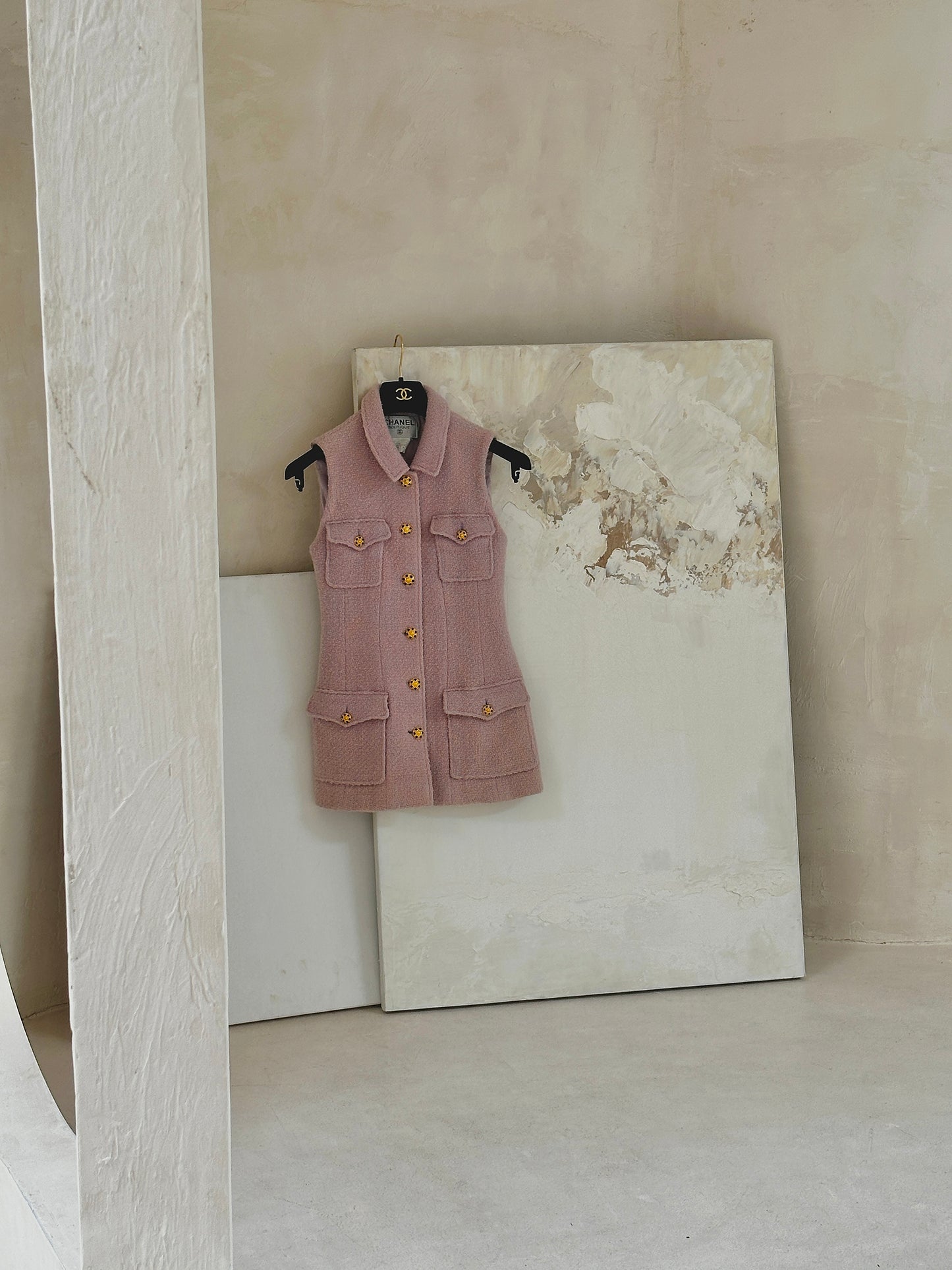 Chanel 1996 Glass Button Pink Vest size:36