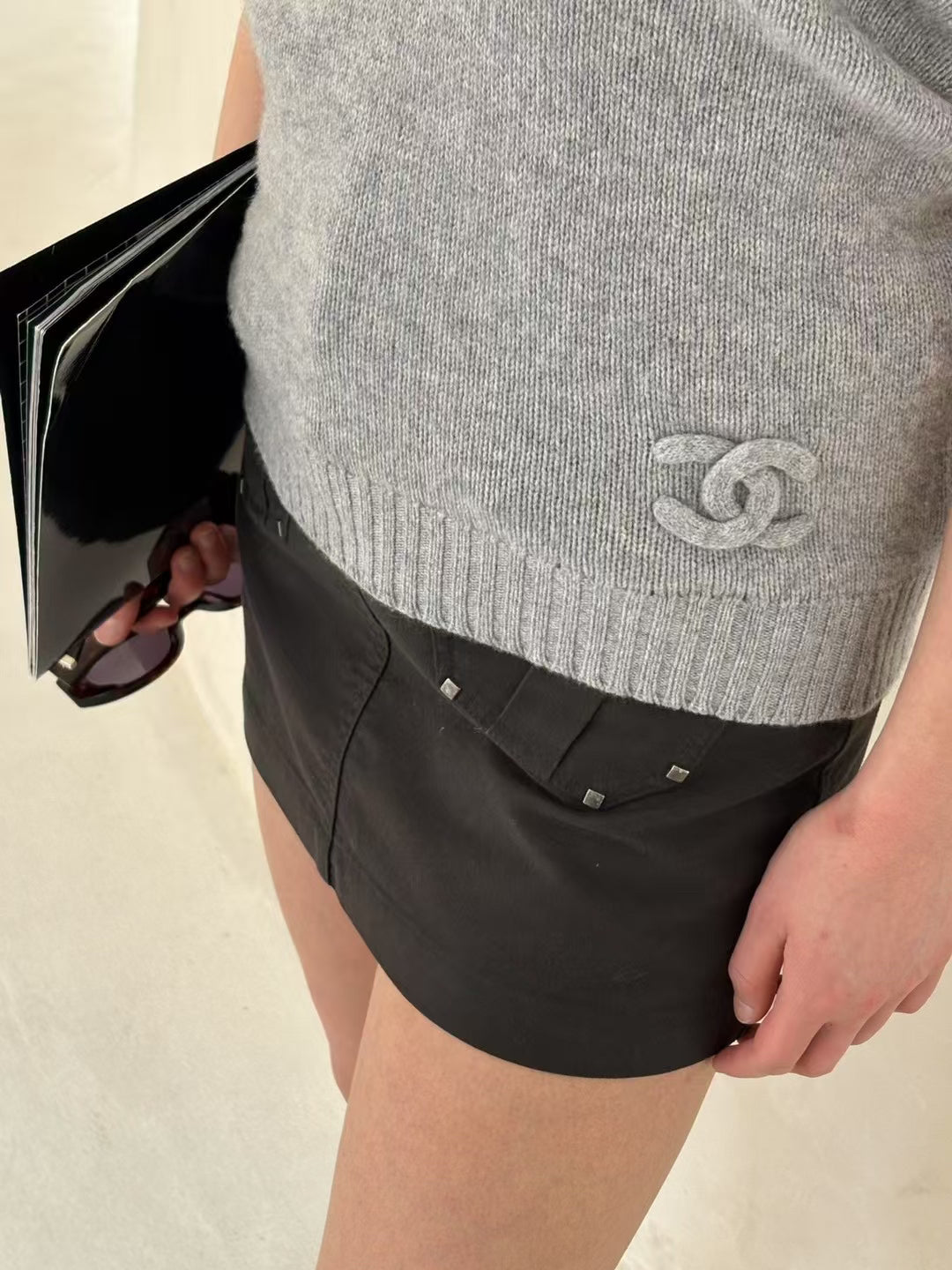 Chanel gray sweater vest Size:38