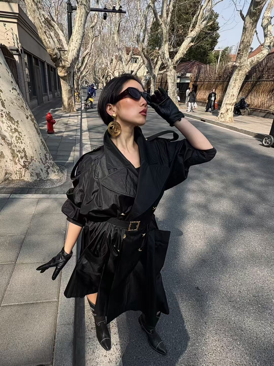 Chanel classic black long windbreaker with gold buttons Size:38