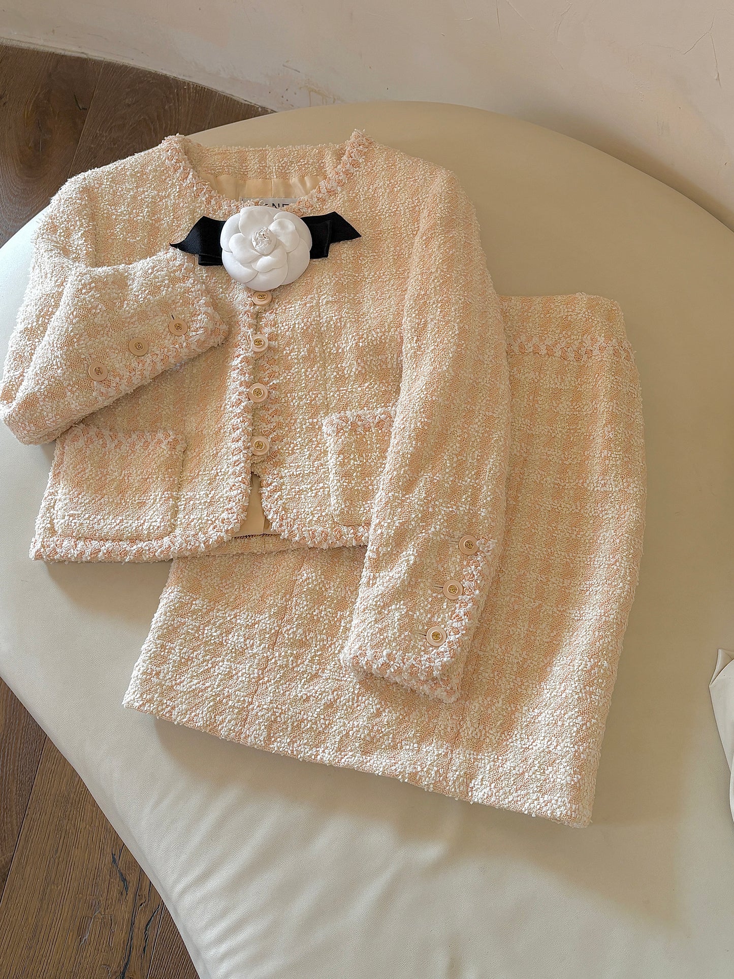 Chanel 1995 light pink woolen suit size：36