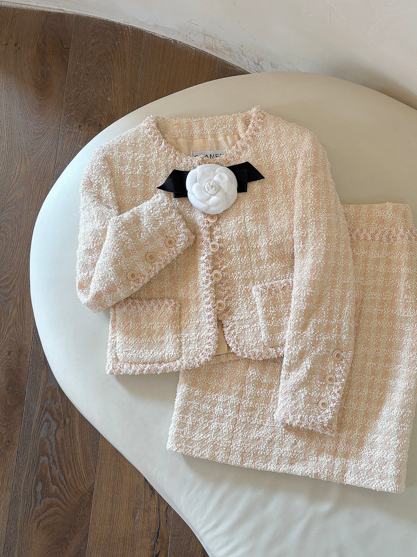 Chanel 1995 light pink woolen suit size：36