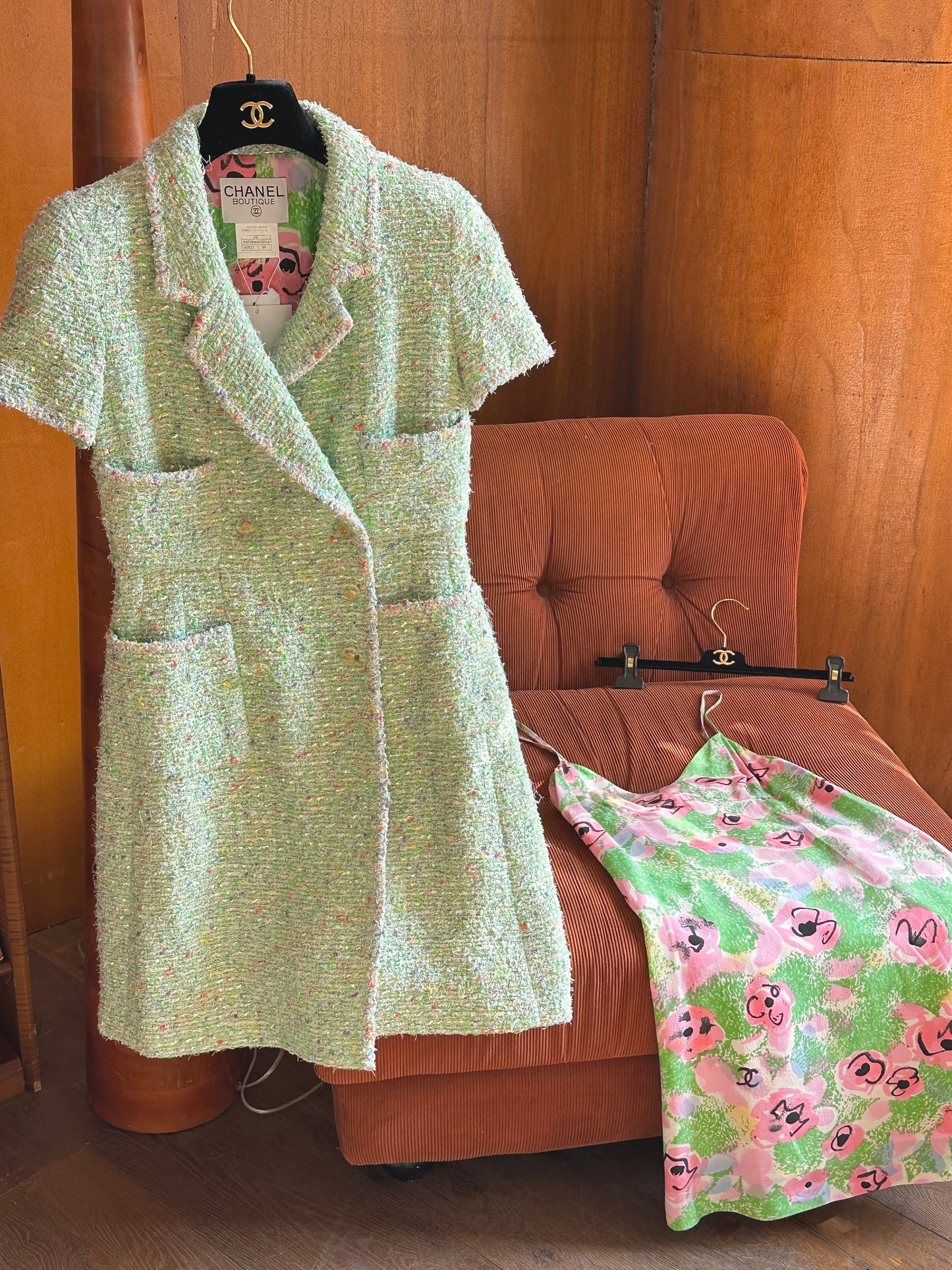 Chanel 90s Green Graffiti Two Piece Set size：38