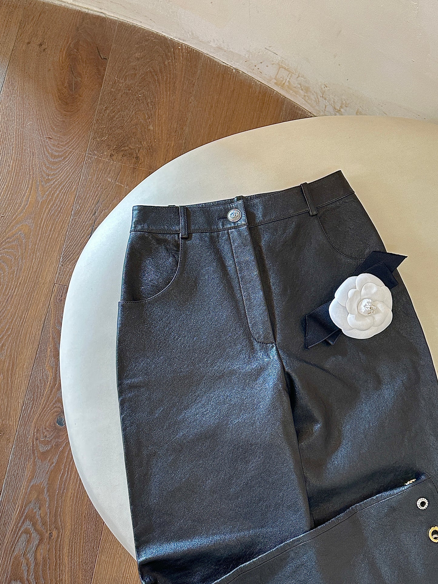 Chanel black leather pants size：34