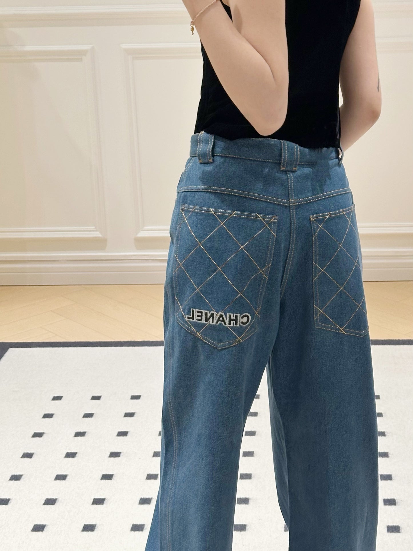 Chanel 1995 Rare Show Embroidered Jeans size：36