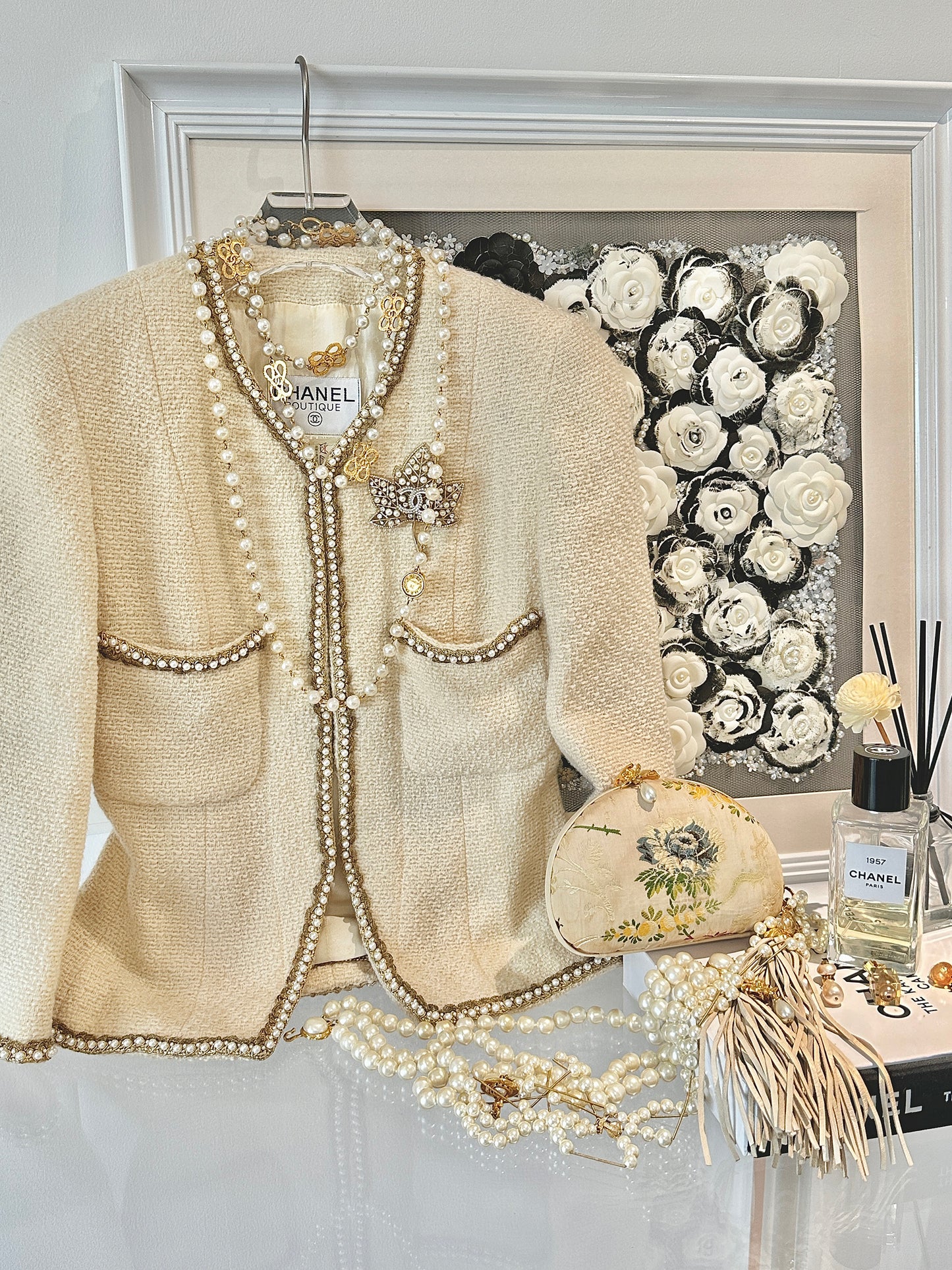 Chanel 1988 fashion show off off off off white pearl jacket size:34