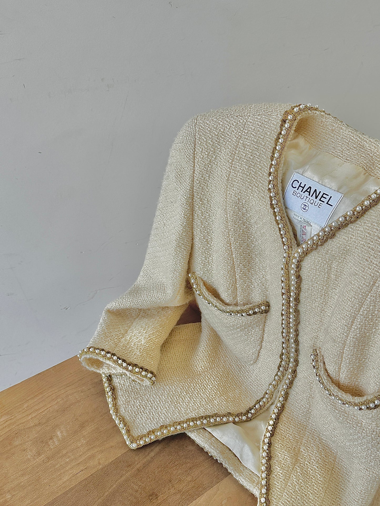 Chanel 1988 fashion show off off off off white pearl jacket size:34