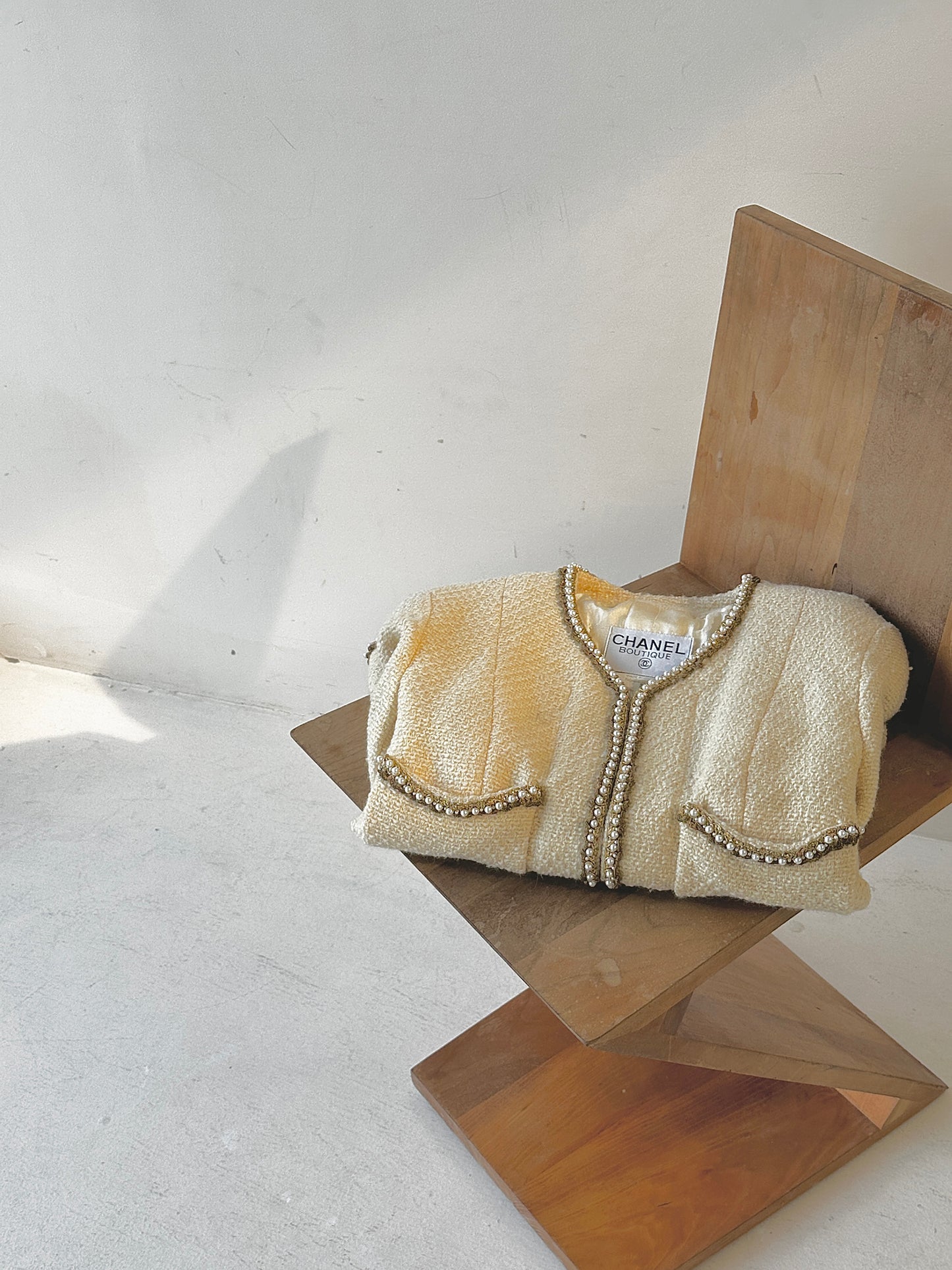 Chanel 1988 fashion show off off off off white pearl jacket size:34